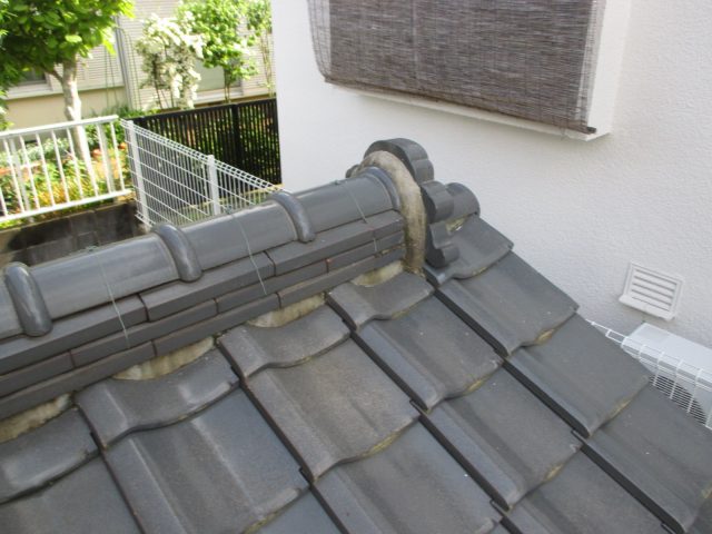 稲美町の雨漏りした屋根の棟瓦